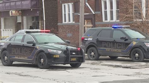 east cleveland police officers indicted|11 East Cleveland officers hit with new unlawful。